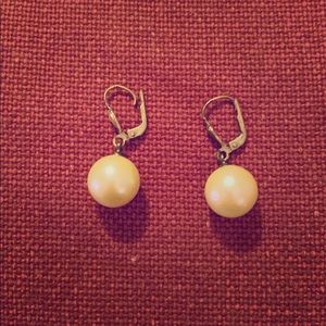 Vintage Costume Large Pearl Clip on Earrings